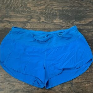 lululemon athletica Electric Blue low rise 2.5 inch speed up shorts size 6